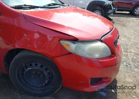 2010 Toyota Corolla Xle z USA, uszkodzony, nr VIN 2T1BU4EE2AC385819